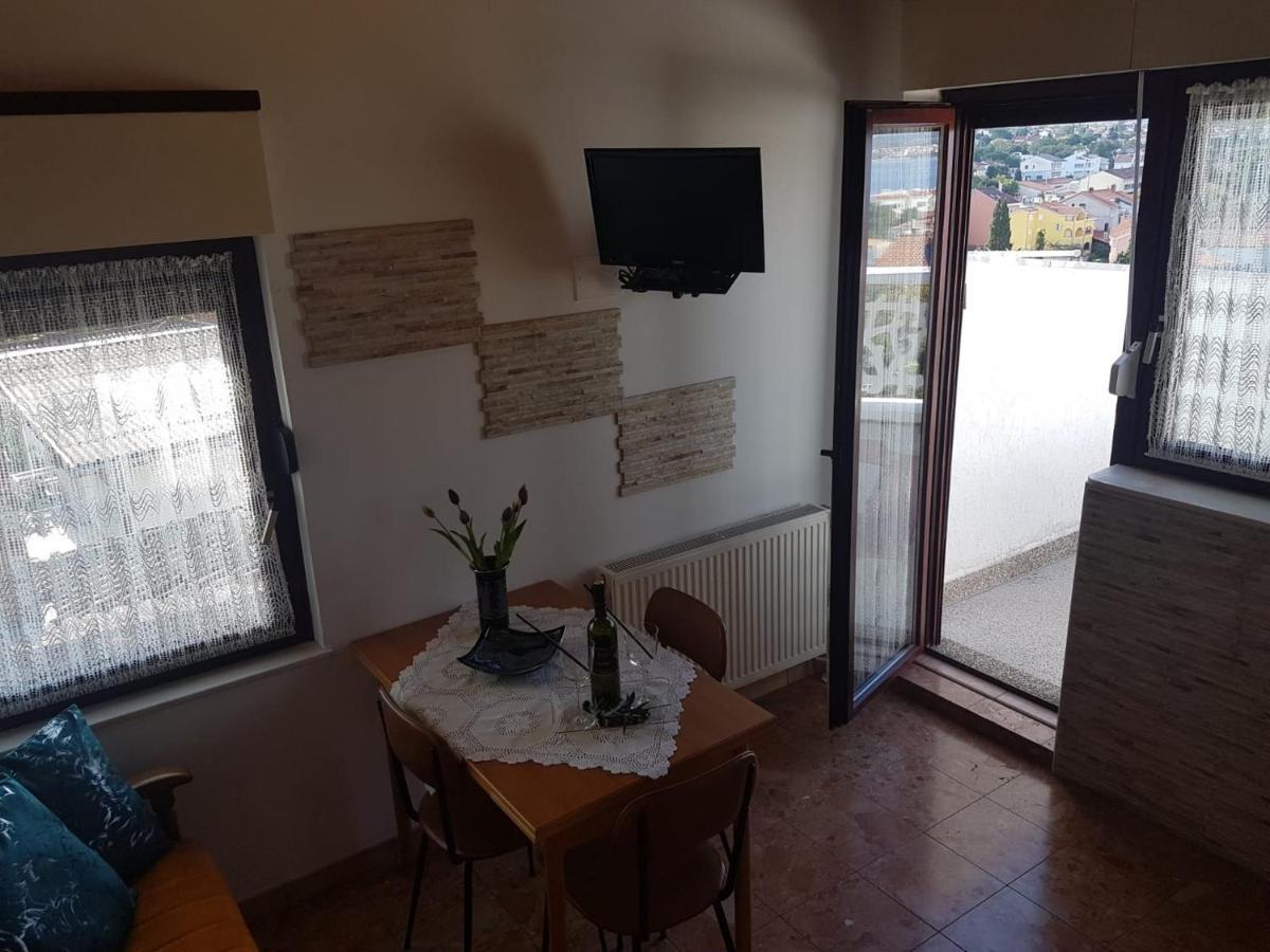Apartments Marija Nada Malinska Zewnętrze zdjęcie
