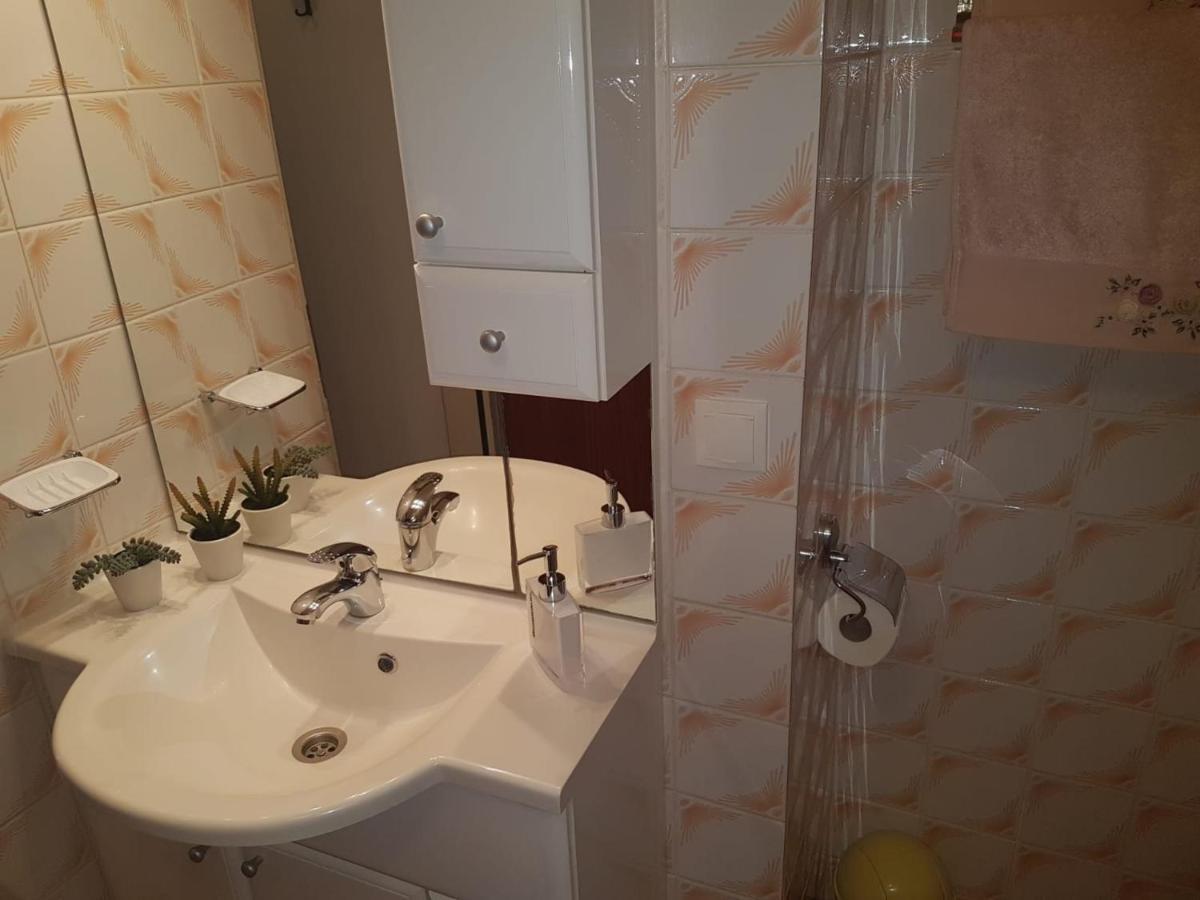 Apartments Marija Nada Malinska Zewnętrze zdjęcie