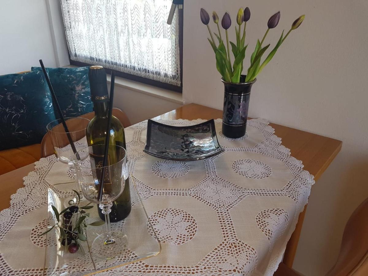 Apartments Marija Nada Malinska Zewnętrze zdjęcie