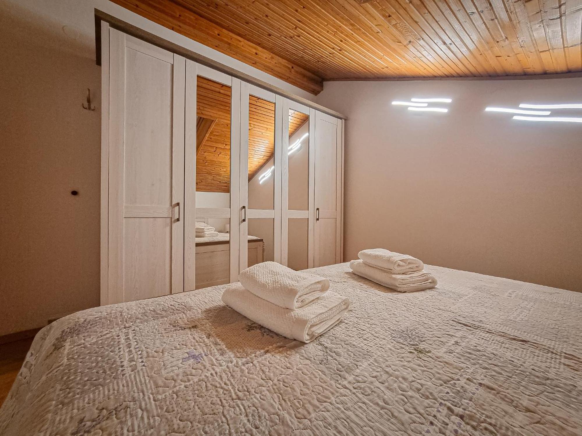 Apartments Marija Nada Malinska Zewnętrze zdjęcie