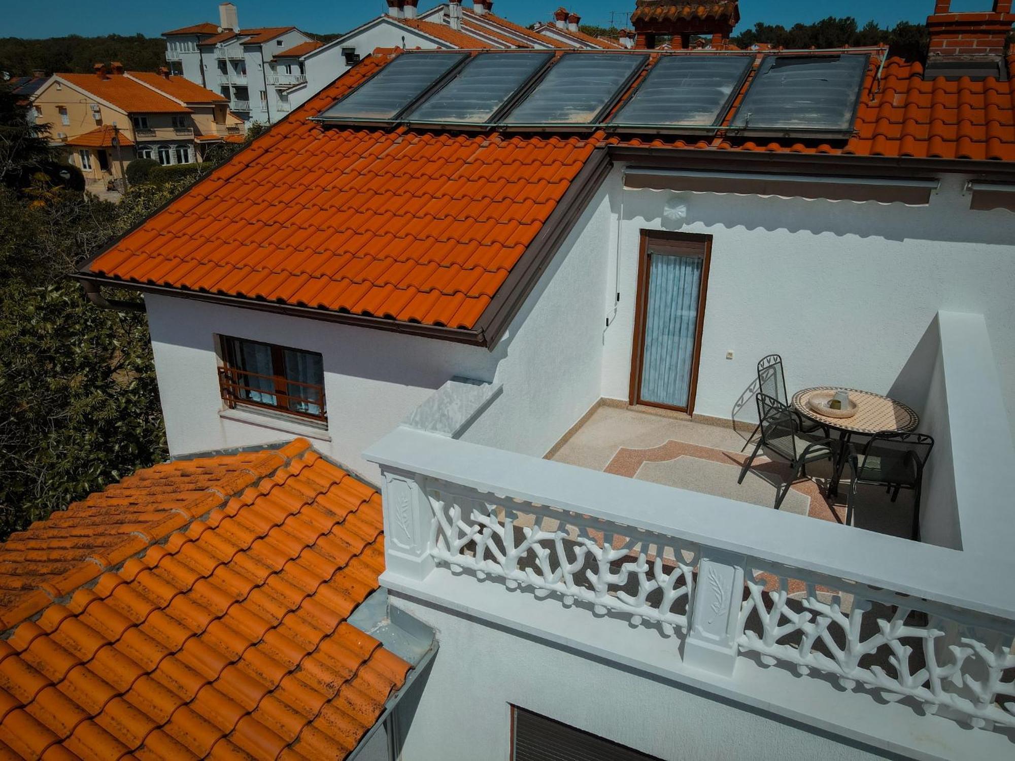 Apartments Marija Nada Malinska Zewnętrze zdjęcie