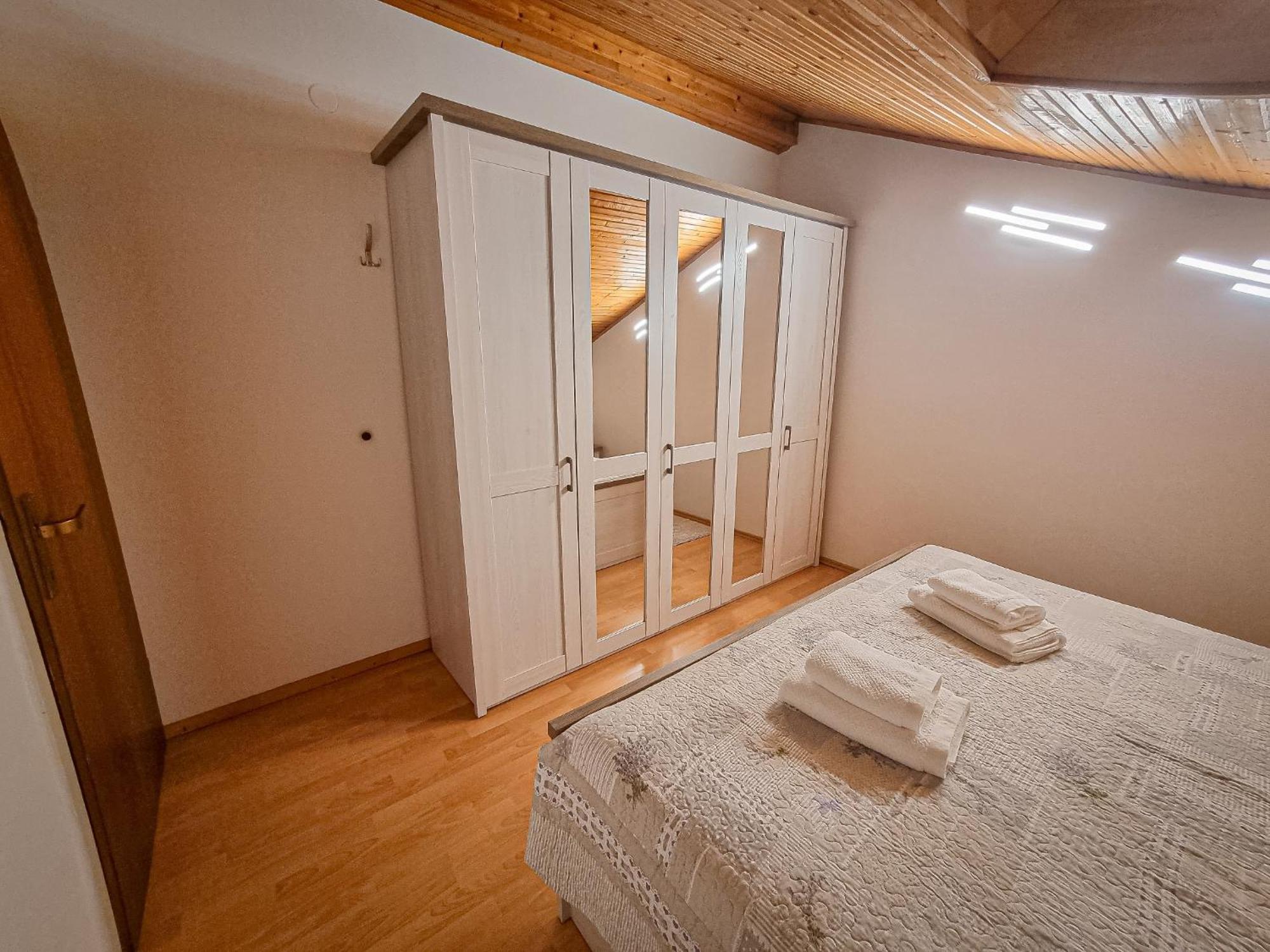 Apartments Marija Nada Malinska Zewnętrze zdjęcie